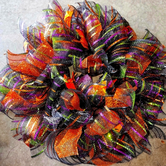 Halloween wreath - Picture 2 of 4